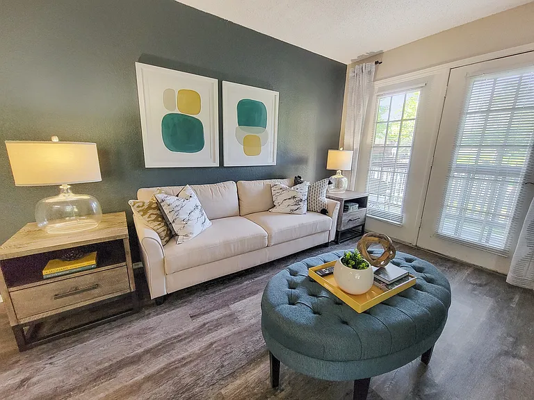 Club at North Hills Apartment Homes — Photo 3