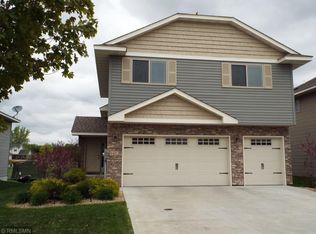 9412 Golden Pond Ln N, Monticello, MN 55362