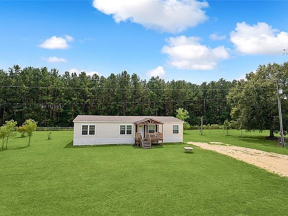 2nd image of 76429 Bob Levy Rd