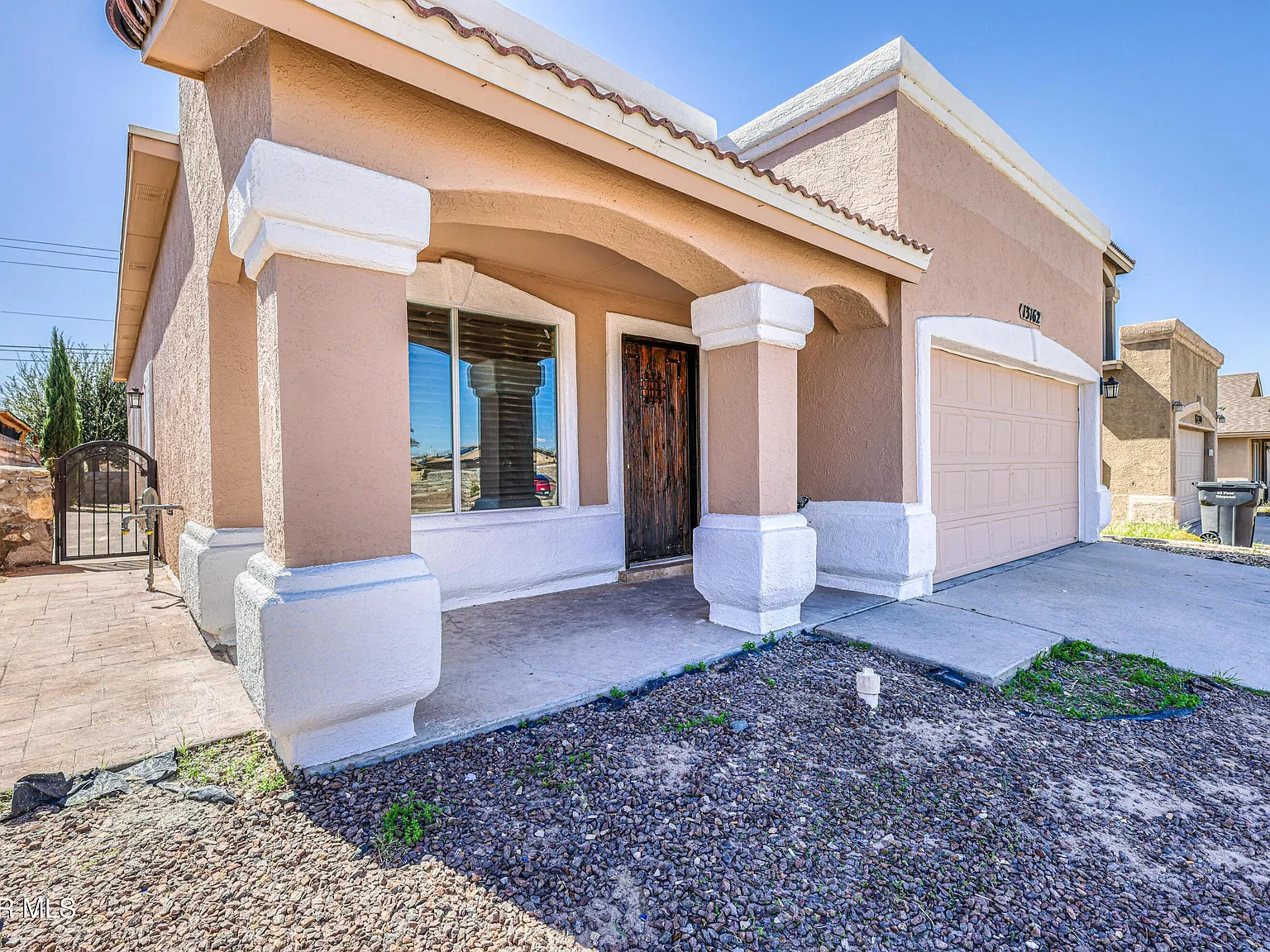4 bed, 2.0 bath, 1431 sqft, $1,700 — Photo 3