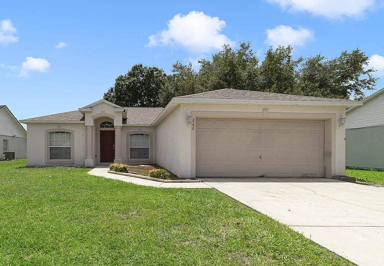 266 Chadworth Dr — Photo 1