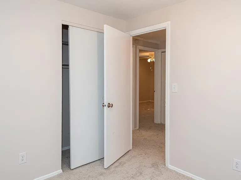 6757 Summerdale Dr — Photo 29