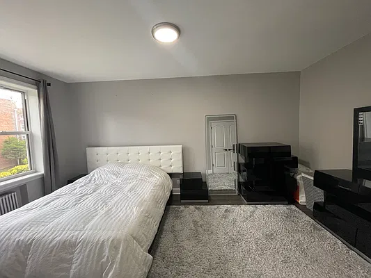 Sold by WRL Realty, LLC | media 17