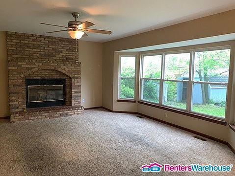 4th image of 1826 Charleston Estates Dr