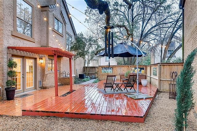 1st image of 11310 Spicewood Club Dr APT 9