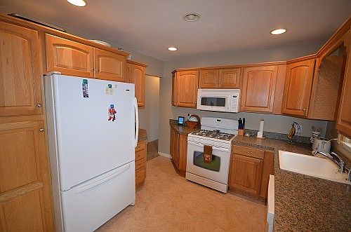 3rd image of 29843 Bradner Dr