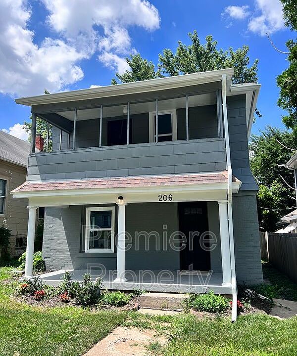1st image of 206 N Valley St