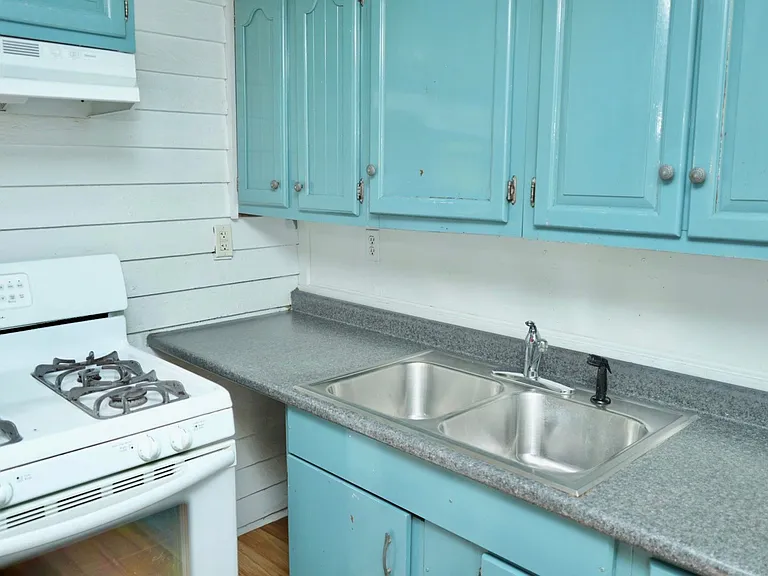 920 Anderson St — Photo 23