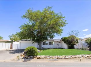 38442 21st St E, Palmdale, CA 93550