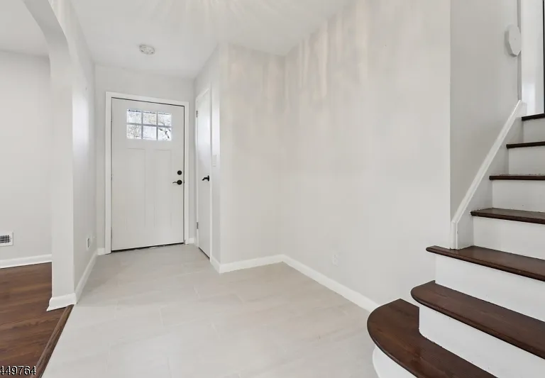 287 Country Club Dr — Photo 4