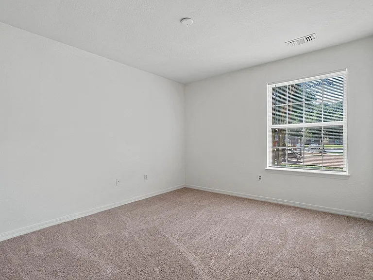 Stonecreek Apartments — Photo 22