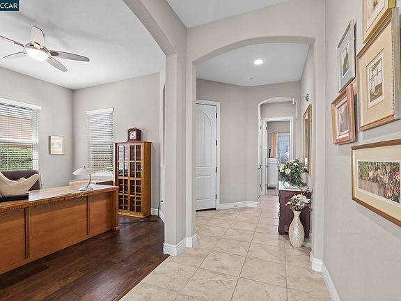 5th image of 1605 Chianti Ln