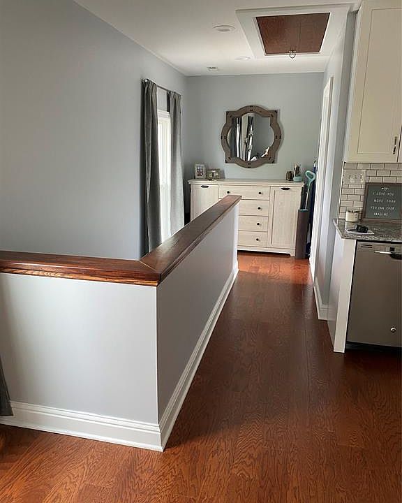 1st image of 412 Starkweather St