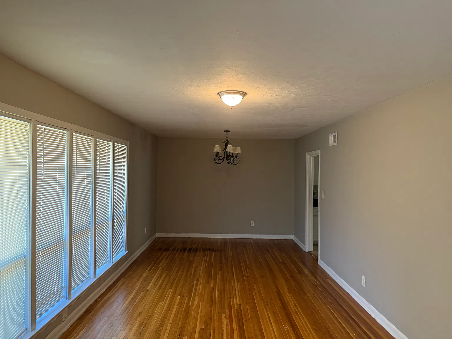 4/2 Section 8 Approved in 38115 — Photo 4