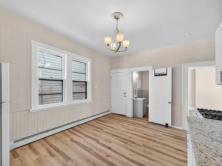 82 Jersey Ave — Photo 22