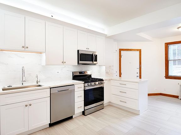 2nd image of 5610 N Kenmore Ave APT 1N