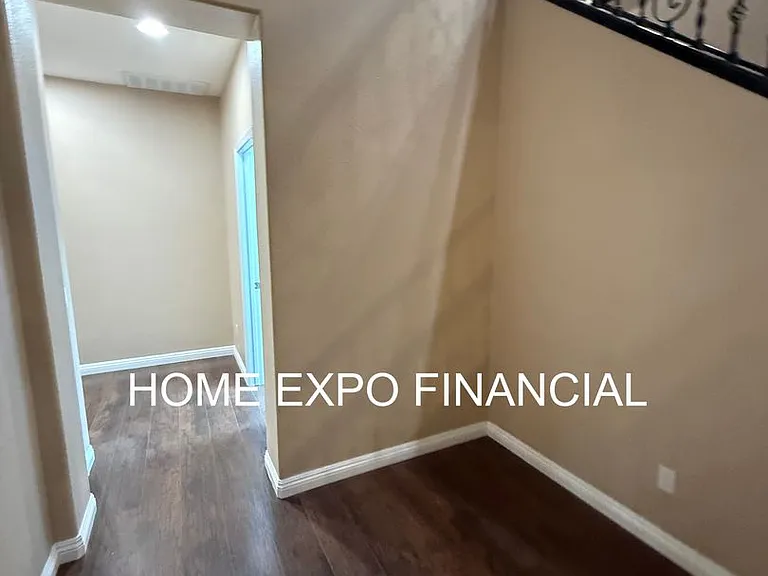 1456 Moonlight Dr — Photo 52