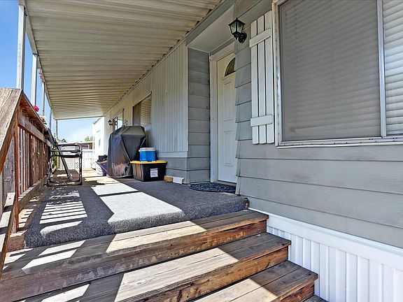 4th image of 195 Blossom Hill Rd #216