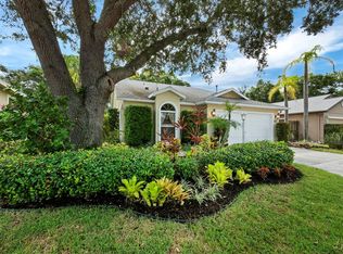 4222 Saint Charles Dr, Sarasota, FL 34243