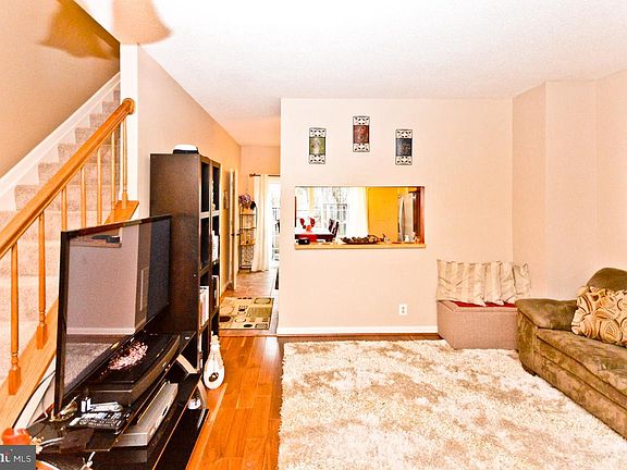 4th image of 7118 Tolliver St