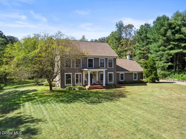 2079 Cook Road, Ballston Lake, NY 12019