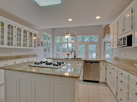 5th image of 2500 Audubon Ln SE