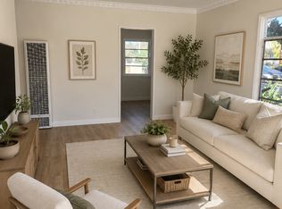 913 N Cedar St APT 1, Inglewood, CA 90302