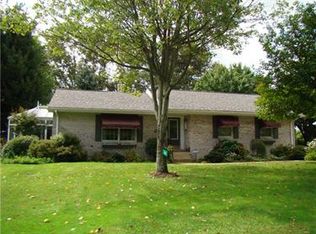 380 Manor Rd, Delmont, PA 15626