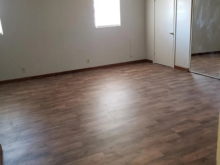 1041 Elk St — Photo 8