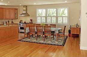 4th image of 908 S Beach Ave