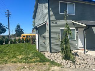 560 Bozarth Ave #B102, Woodland, WA 98674