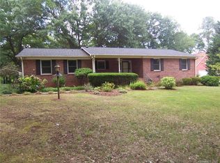 1611 N Oak Dr, Shelby, NC 28150