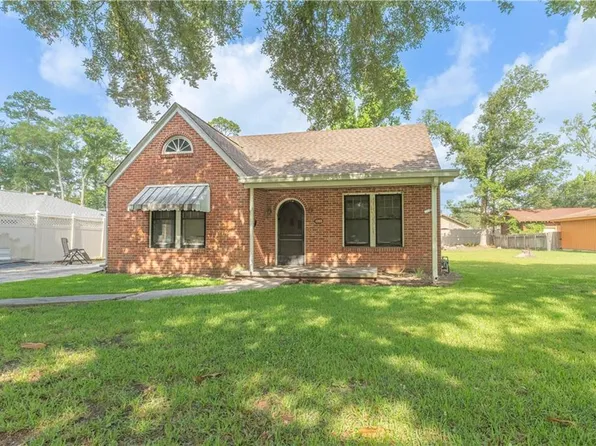 1111 N General Pershing St, Hammond, LA 70401