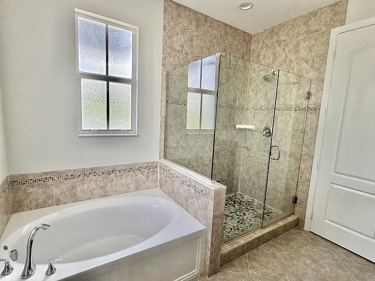 123 N K St #B — Photo 12