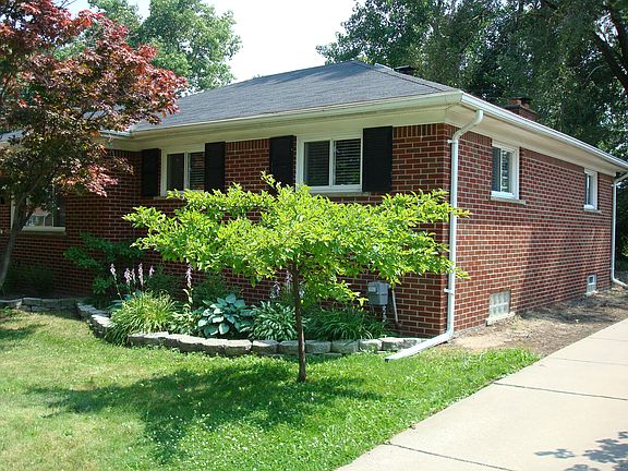 2nd image of 20124 Chalon St