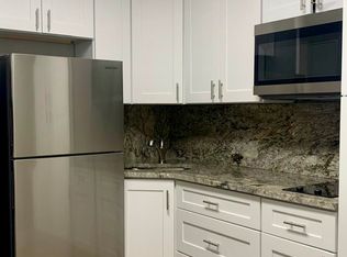 1975 Sunshine Blvd #C, Naples, FL 34116