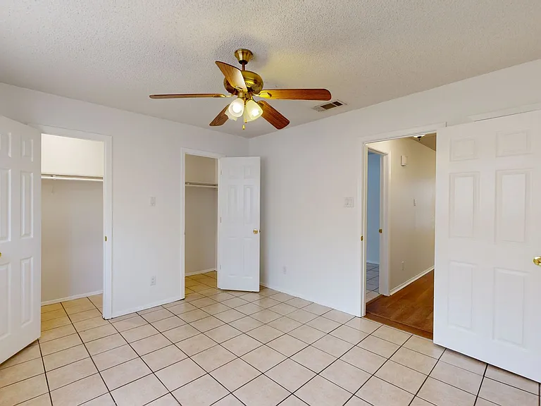 2208 Cooke Dr — Photo 20
