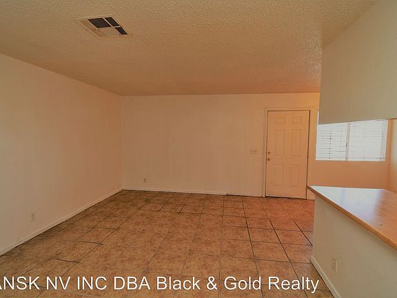 4th image of 302 Eastminister Ct APT C