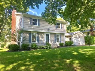 40 Stuyvesant Rd, Pittsford, NY 14534