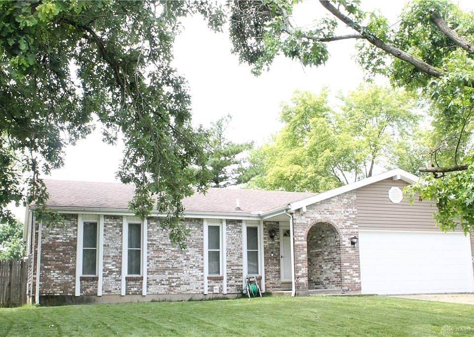 2nd image of 6871 Lancaster Dr
