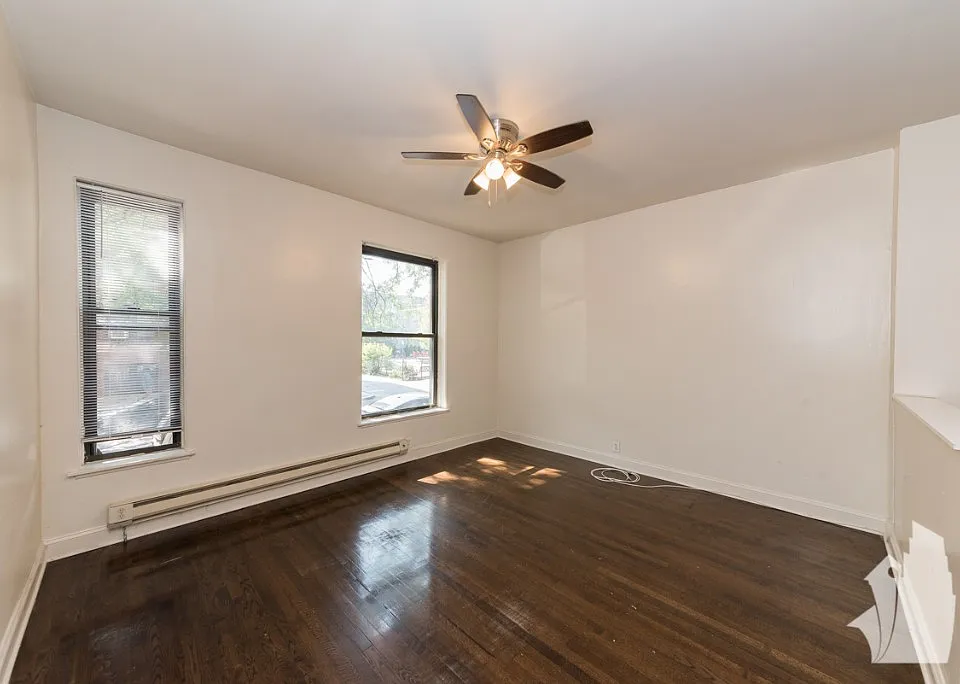 3703 N Hoyne Ave #3