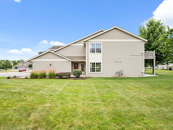 2nd image of 967 Arvle Cir #967