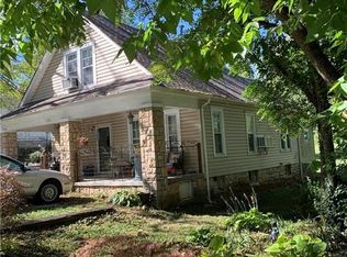 908 Owen St, Excelsior Springs, MO 64024