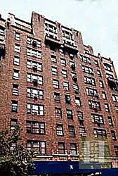 319 East 50th Street in Turtle Bay
