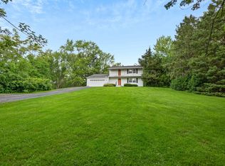 S30W30156 Sunset Dr, Waukesha, WI 53189
