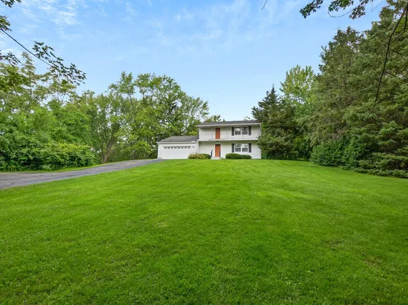 S30W30156 Sunset DRIVE, Waukesha, WI 53189