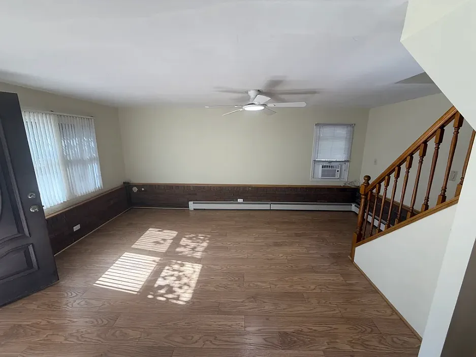 2 bed, $2,400 — Photo 2