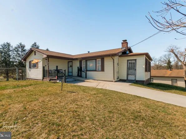 108 Ruby St, Shenandoah Junction, WV 25442