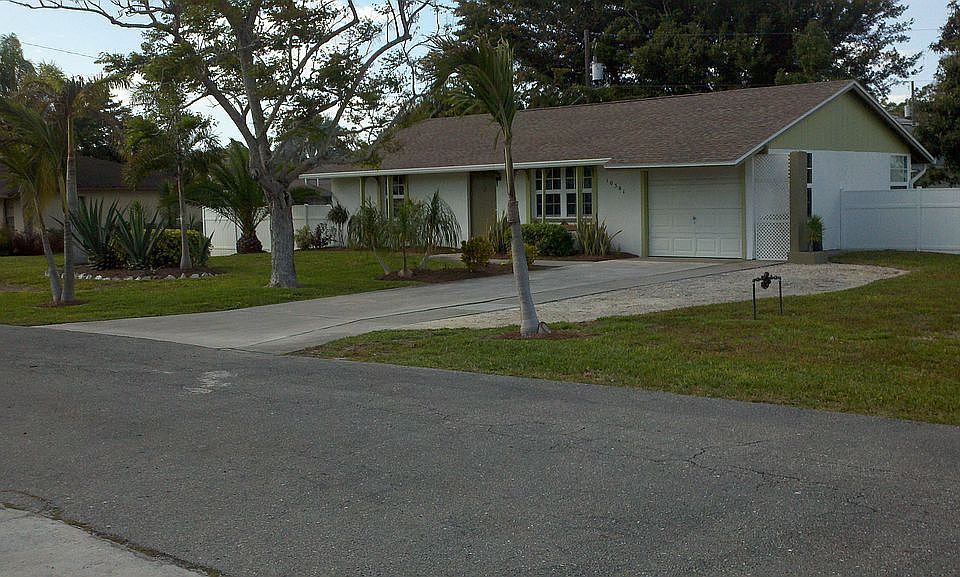 1st image of 10301 Main Dr