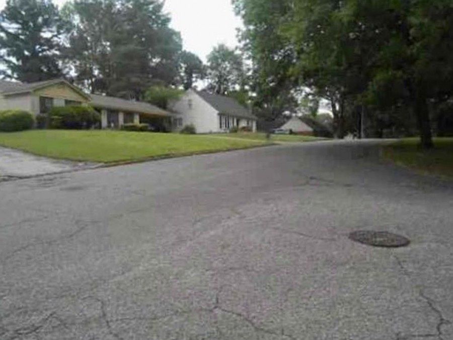 2nd image of 2885 Suesand Dr